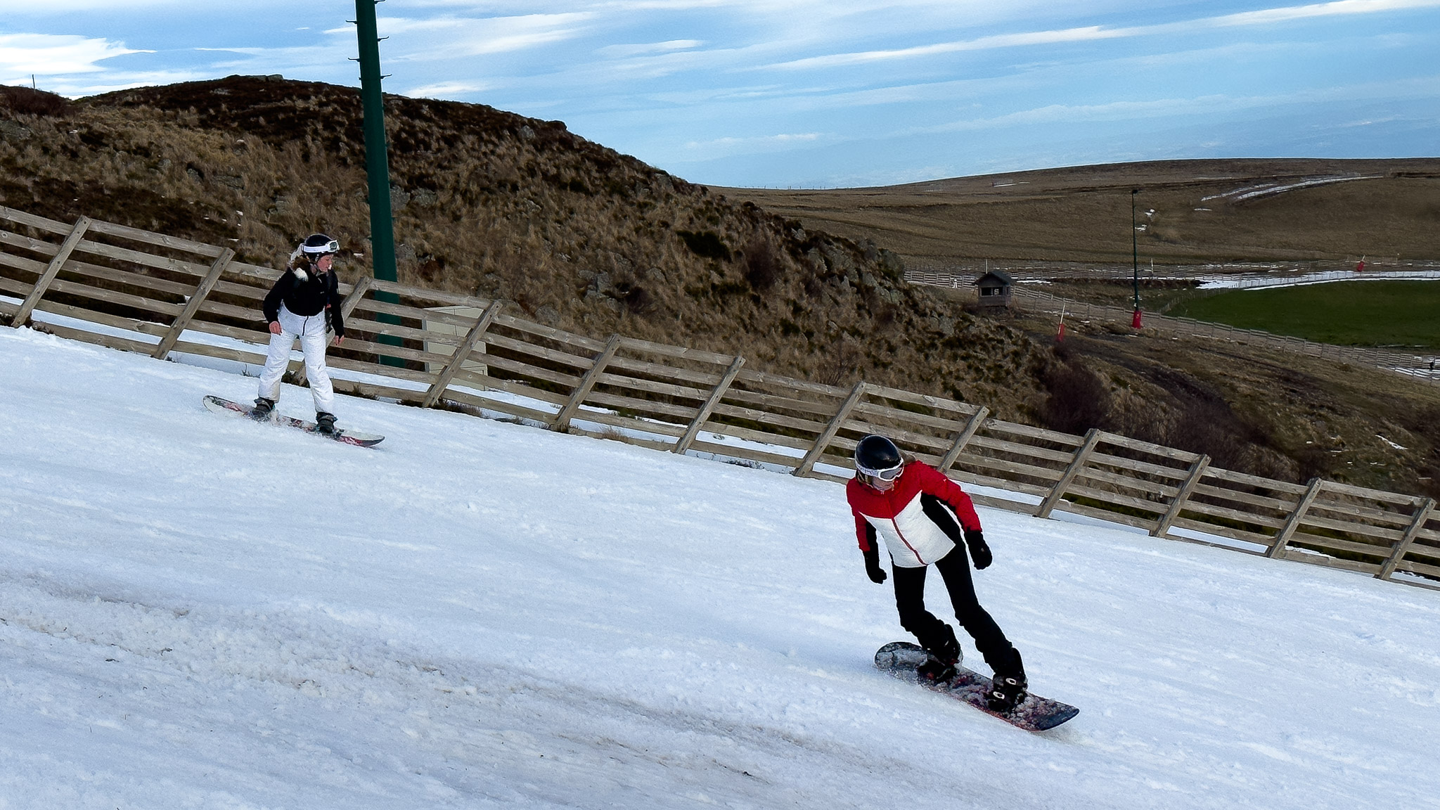 Super Besse - Snowboarding - Sliding and Freestyle on the Slopes