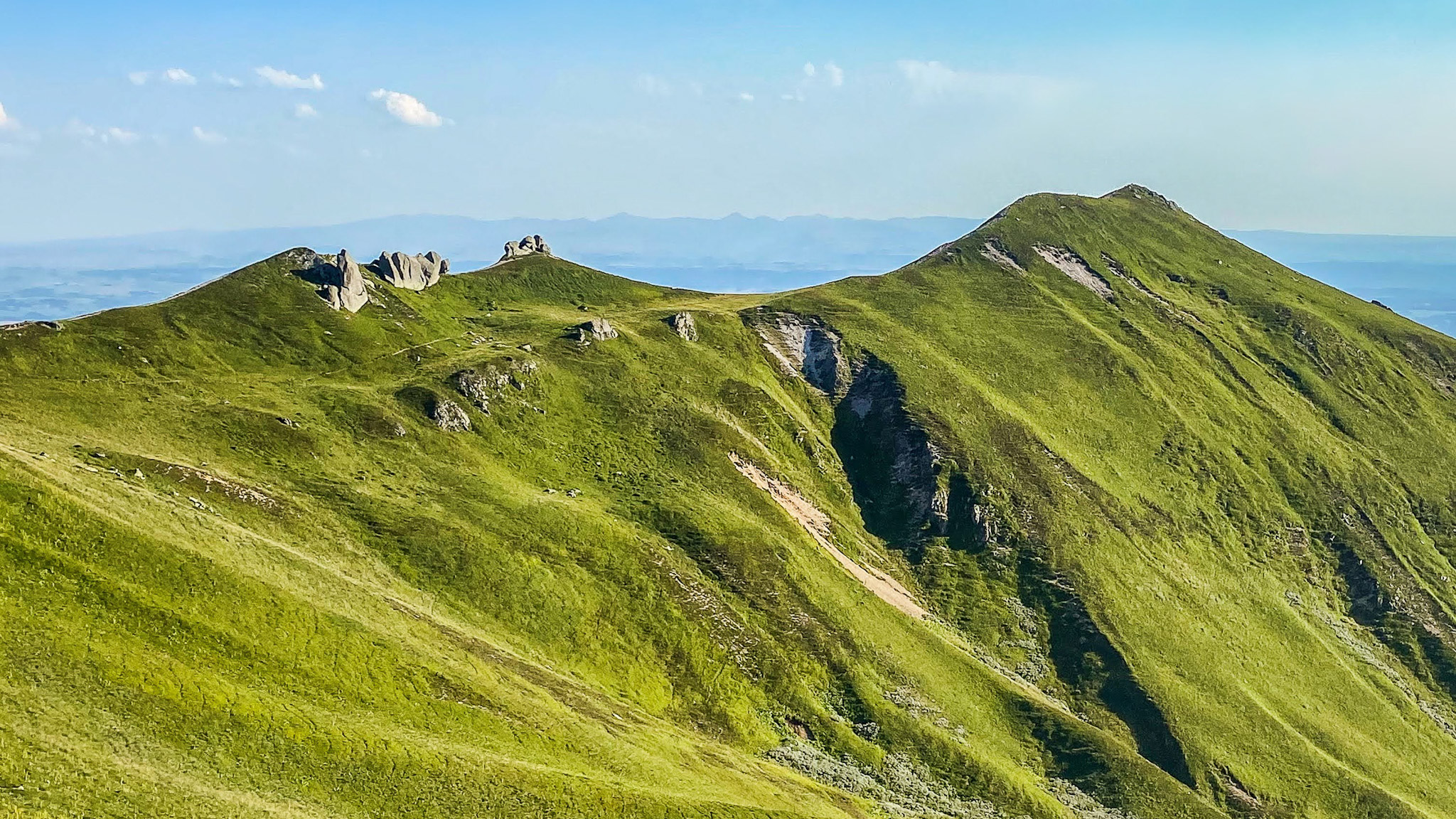 Super Besse - Le Puy Gros, a sublime panorama before the ascent of Puy de Sancy