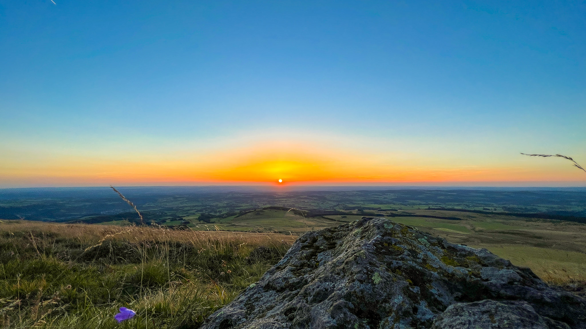 Banne d'Ordanche: Golden Sunset over the Auvergne Countryside - An Exceptional Panorama