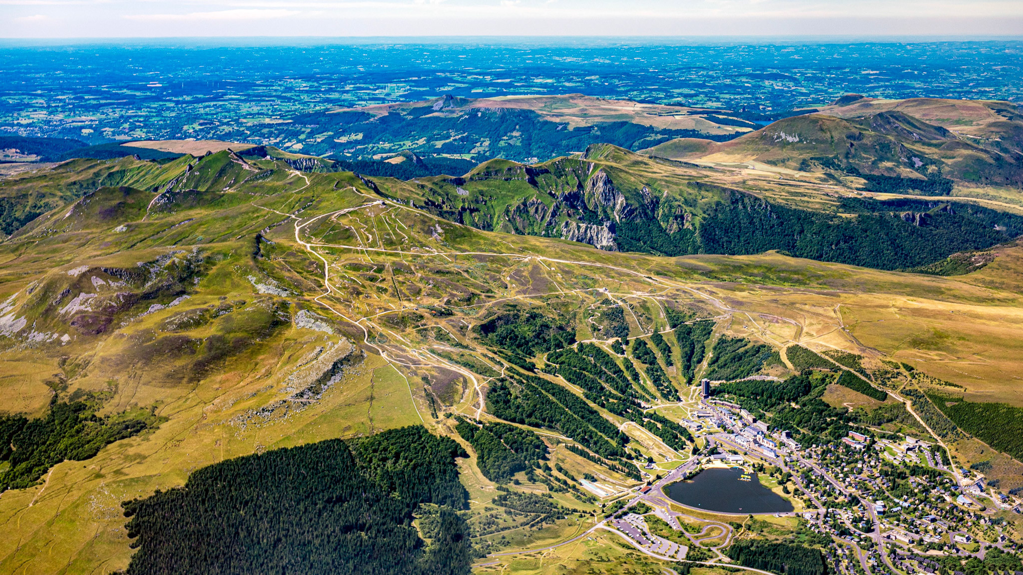 Super Besse - Puy de Sancy: Chaudefour Valley, Puy Ferrand... Panoramic Beauties Guaranteed!