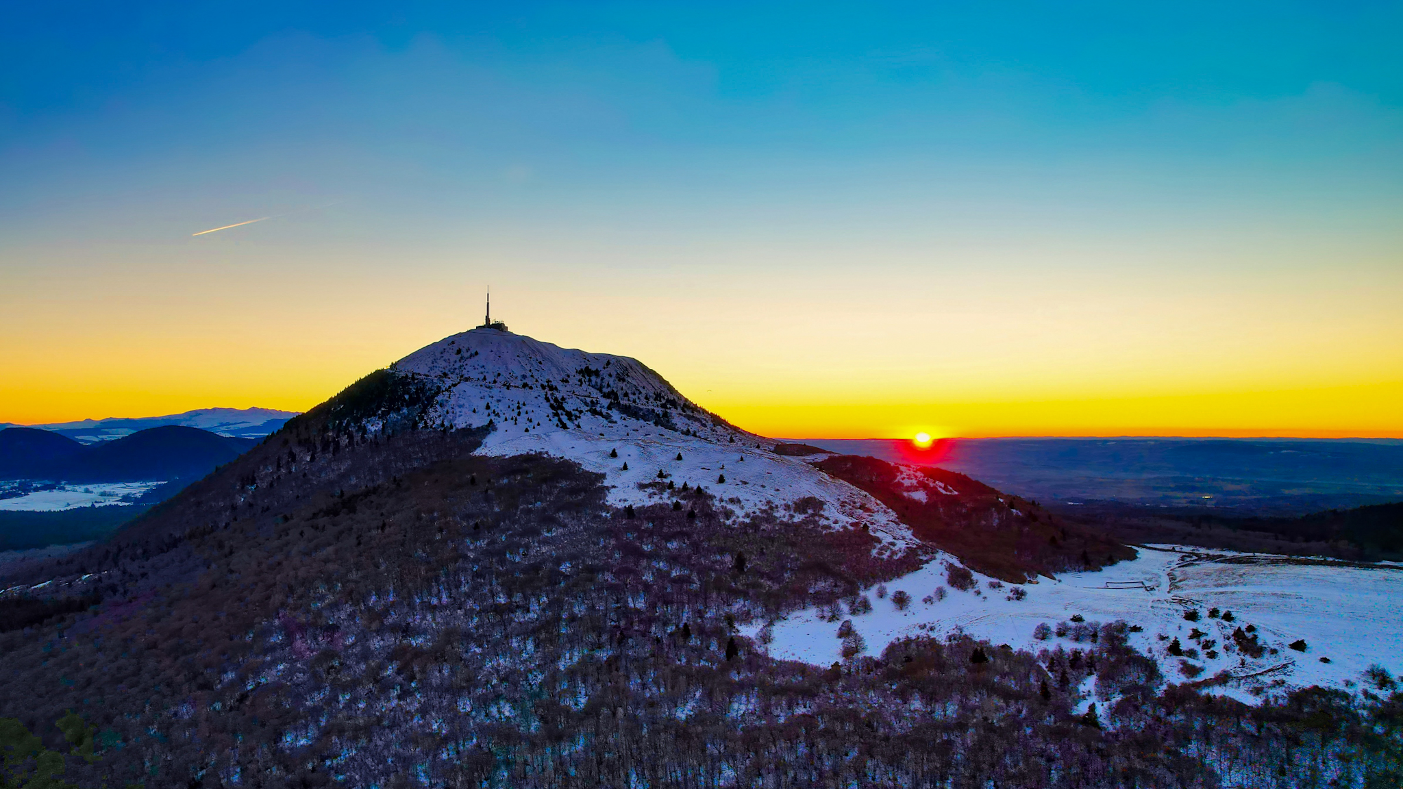 Puy de Dôme - Snowy Summit - Winter Magic