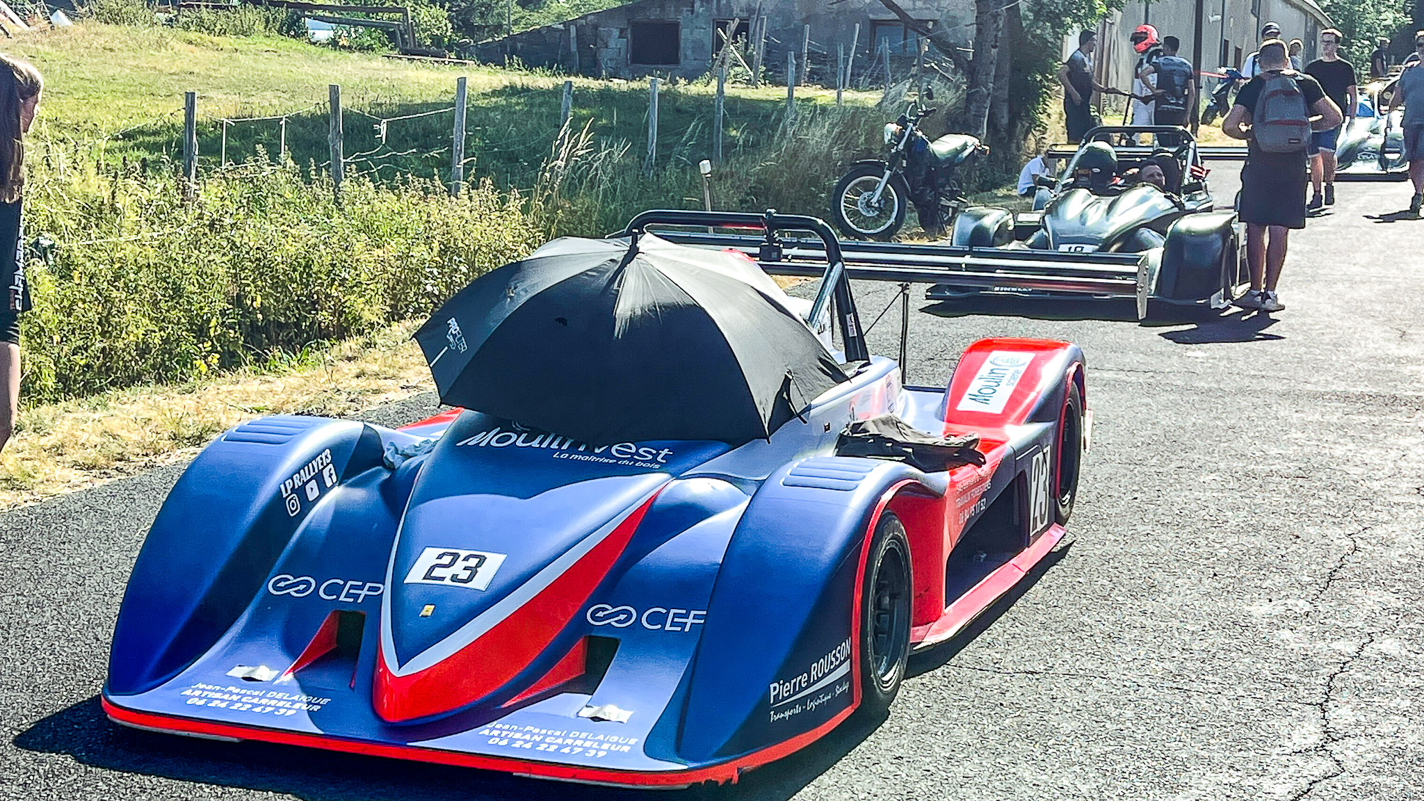 Mont Dore Hill Climb: The Wait at the Start - Tension and Excitement