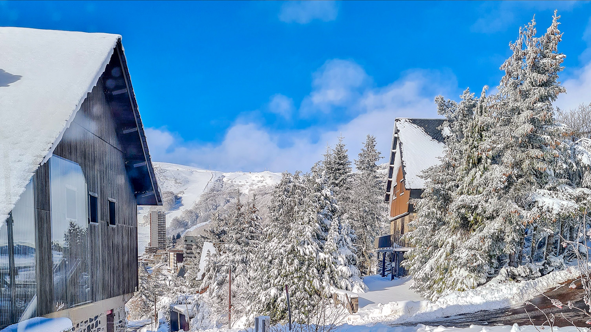 Chalet Ma Cambuse Super Besse - Authentic Charm Village Chalet