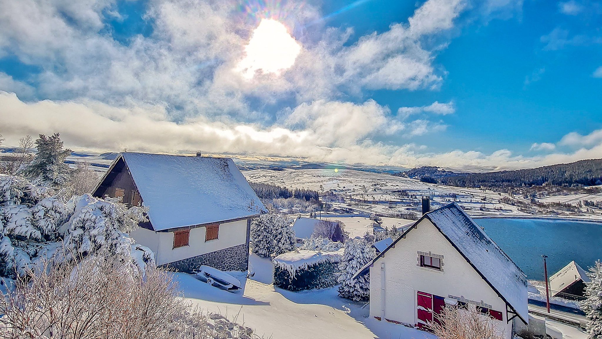 Chalet Ma Cambuse Super Besse - Panoramic View Cantal Mountains