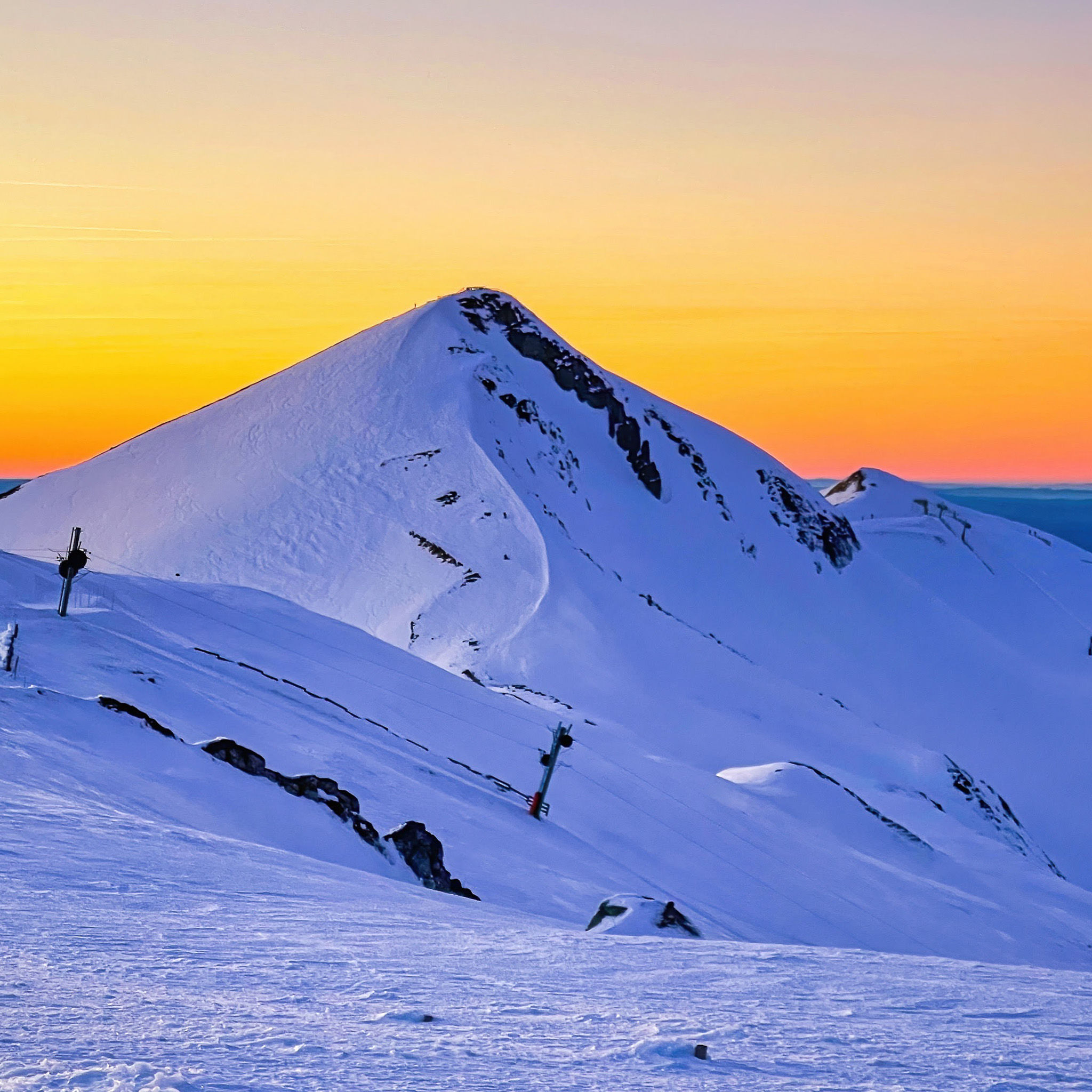 Puy de Montchal: An Enchanted Winter Landscape Under the Snow