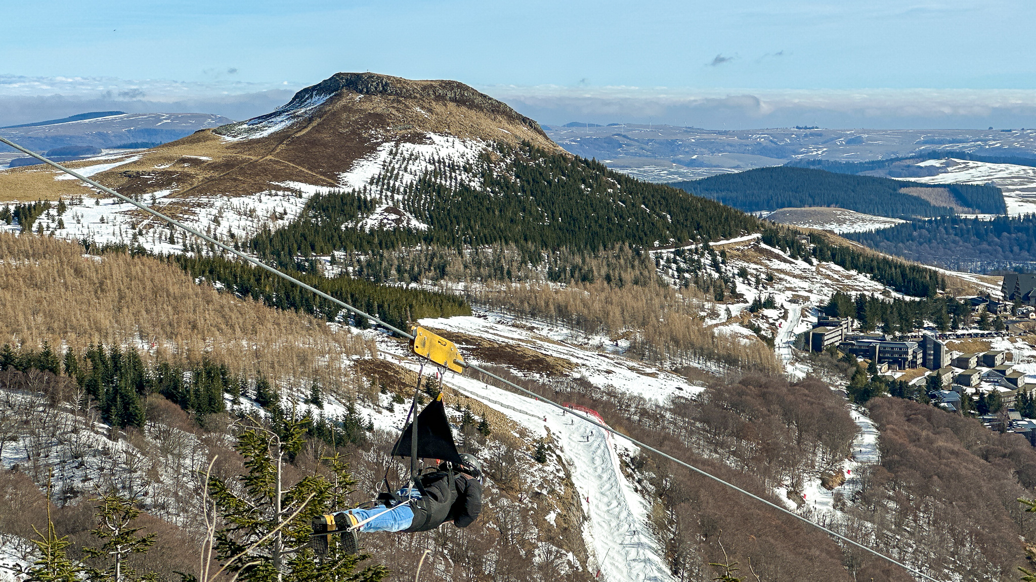 Super Besse - Zipline: Speed ​​and Adrenaline - Unique Sensation