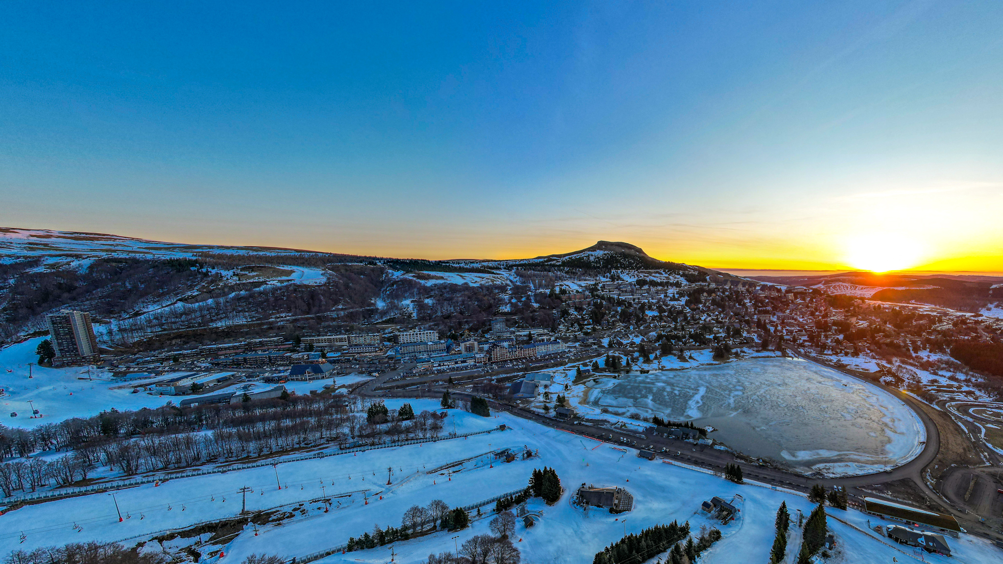 Super Besse - Sunrise: Magic and Light on the Mountain