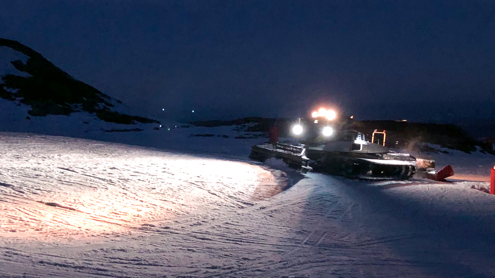 Super Besse - Ski Resort: Slope Rehabilitation - Snow Groomers at Work