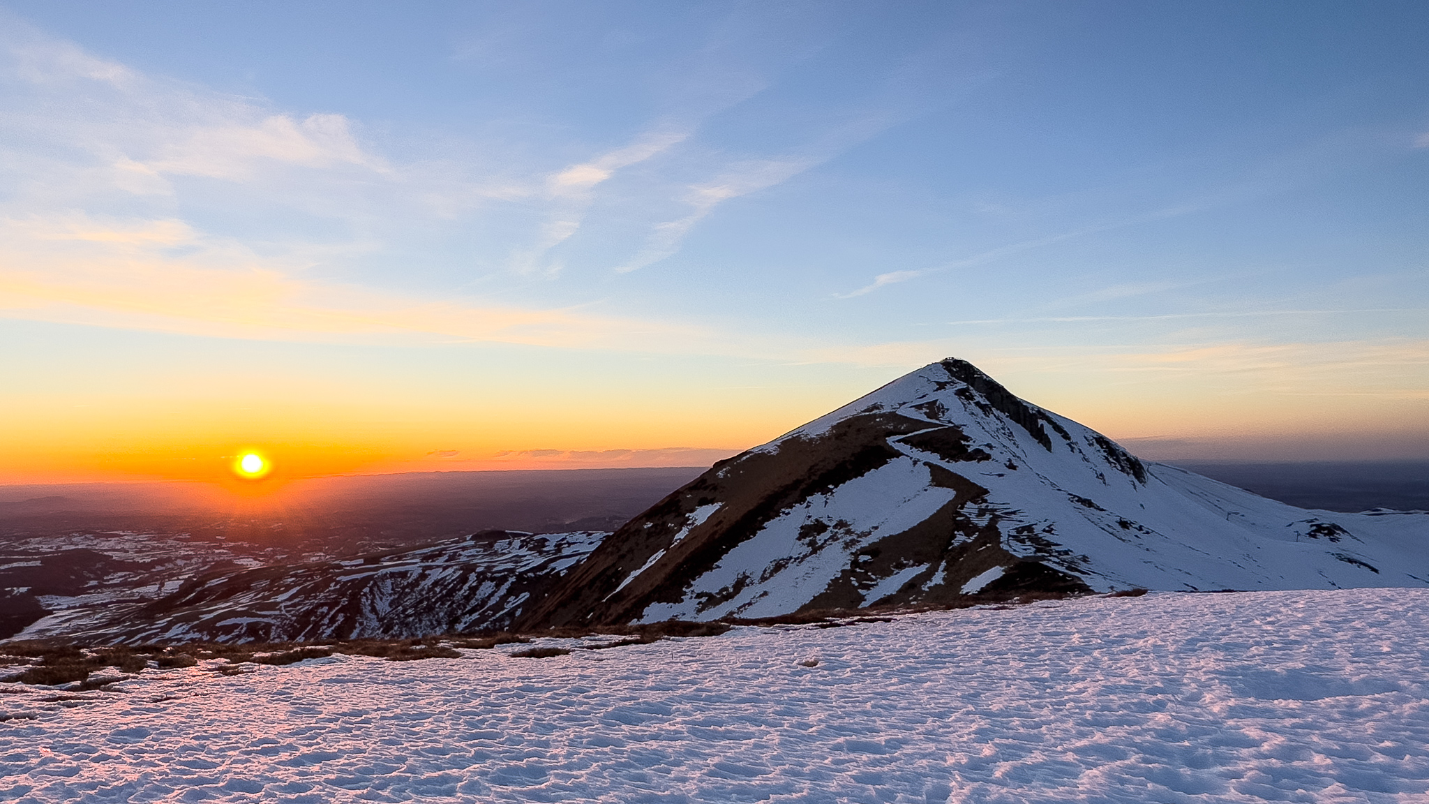 Puy de Sancy: Magical Sunset - Golden Lights on the Summit