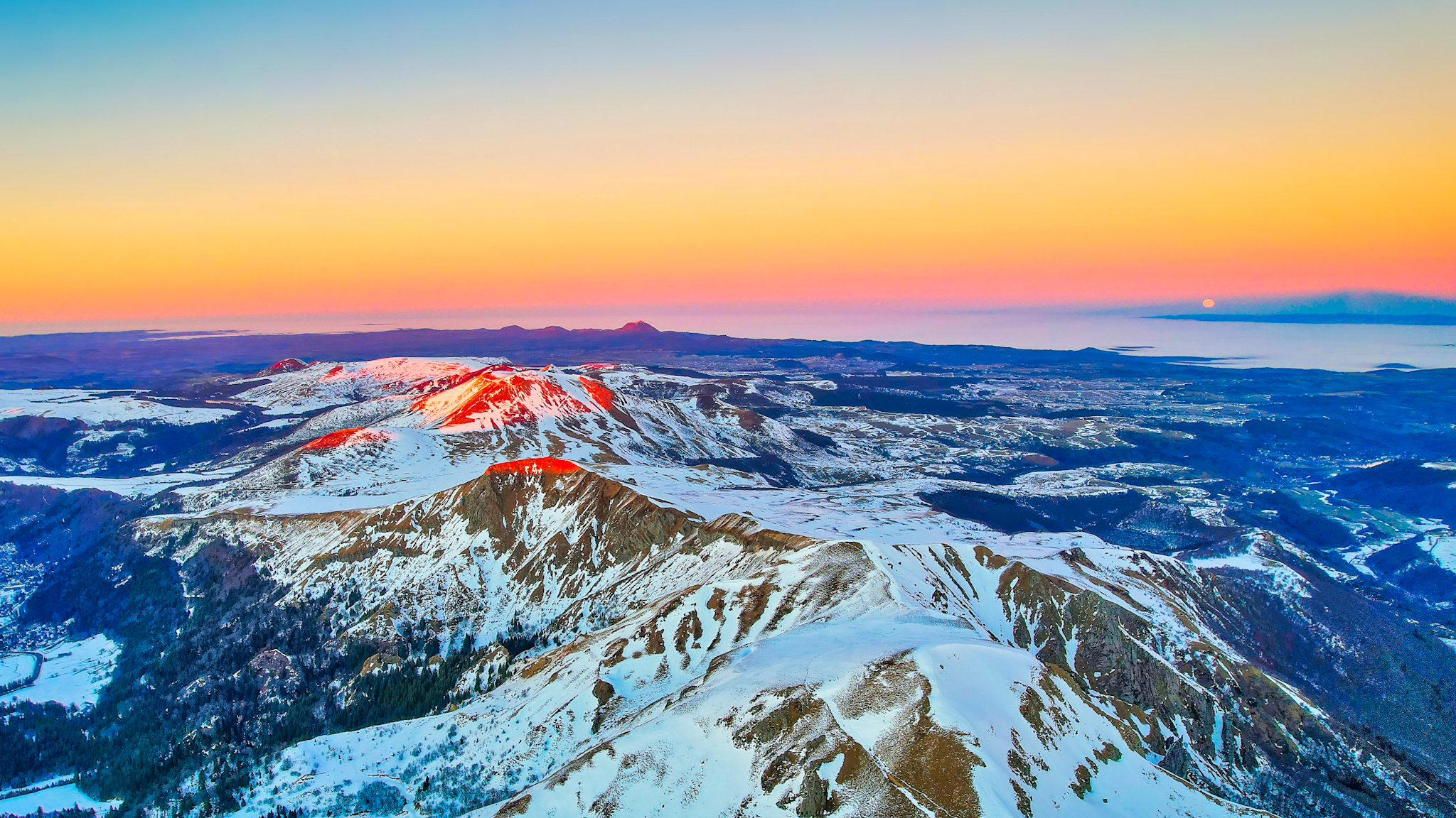 Monts Dore massif: Majestic peaks