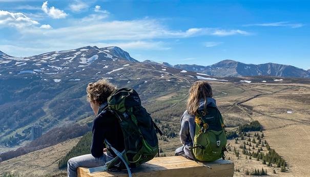 Puy de Chambourguet: Exceptional Panorama of the Puy de la Perdrix and the Chaudefour Valley