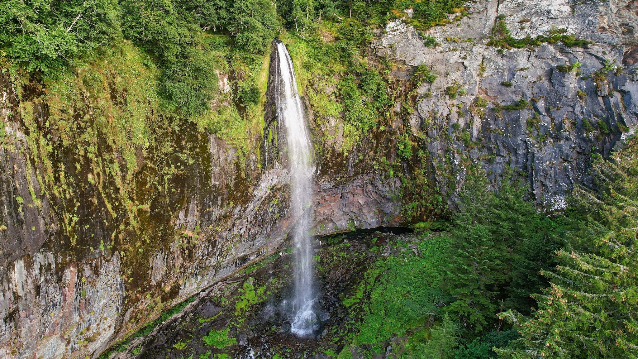 The Great Cascade of Mont Dore: An Impressive Aerial View of a Natural Spectacular