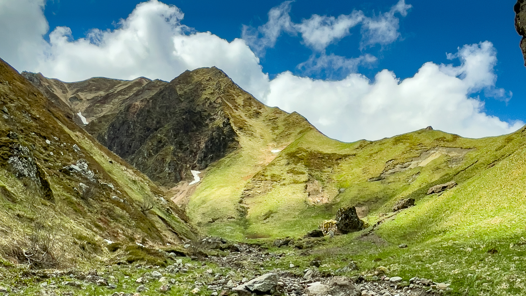 Mont Dore - Val d'Enfer Valley: Wild and Magnificent Nature