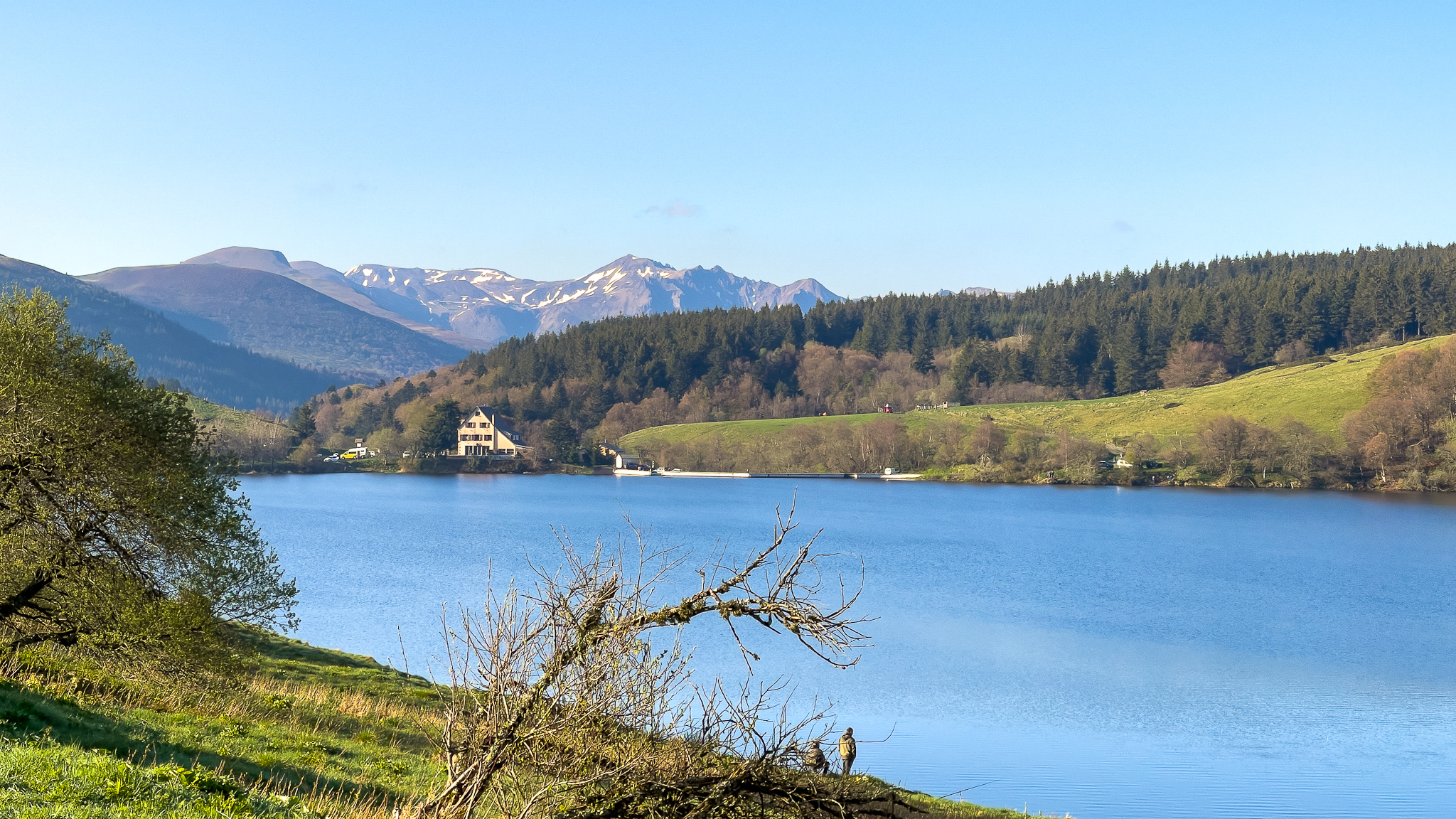 Mont Dore - Lac de Guéry: Highest Lake in Auvergne - Splendor and Tranquility