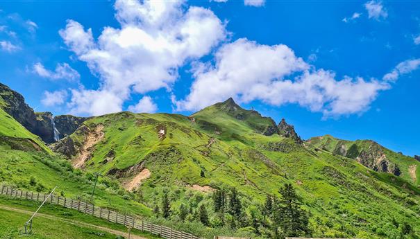 Ridges of Sancy: Dore, Aiguilles du Sancy - Unforgettable Panorama