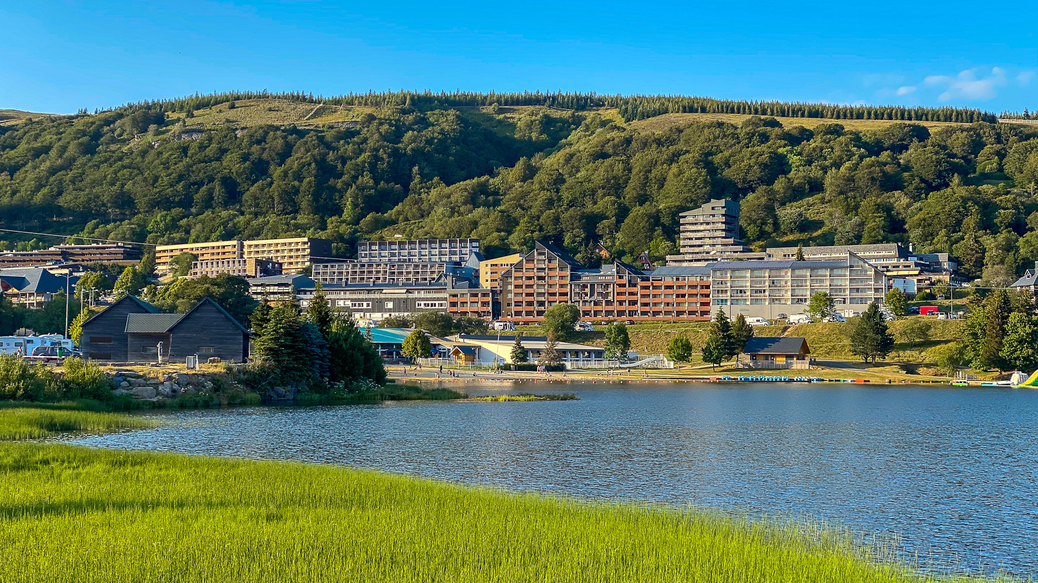 Super Besse: La Station and Lac des Hermines, a charming duo