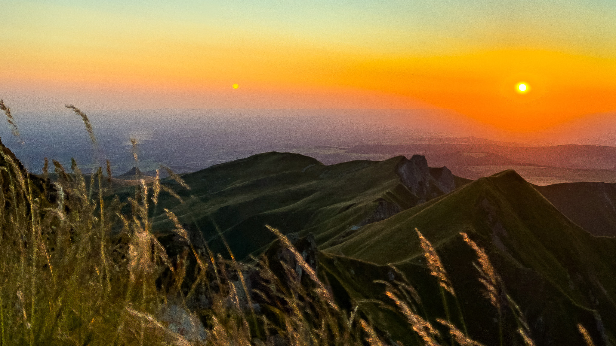 Fontaine Salée Valley: Magical Sunset and Enchanted Landscapes