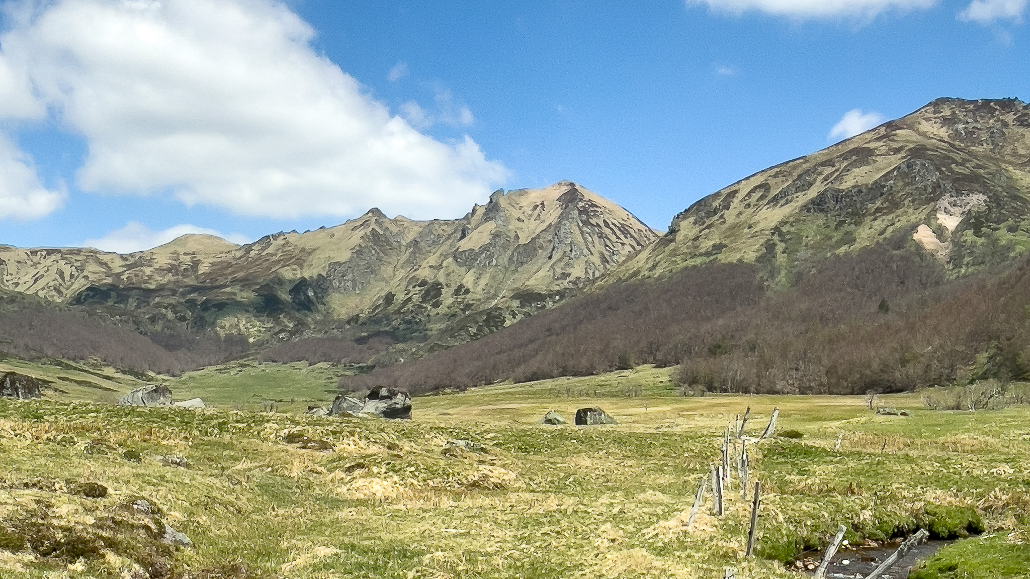 Sancy Massif: Majestic Summits and Fontaine Salée Valley