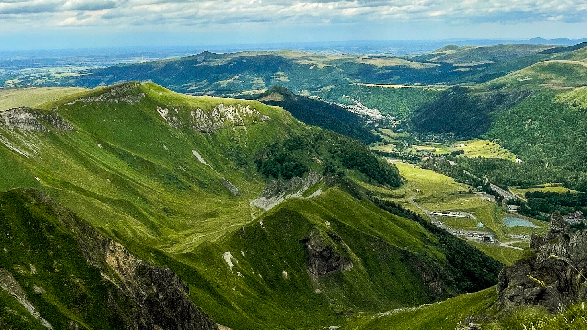 The Valley of Val d'Enfer and Mont Dore