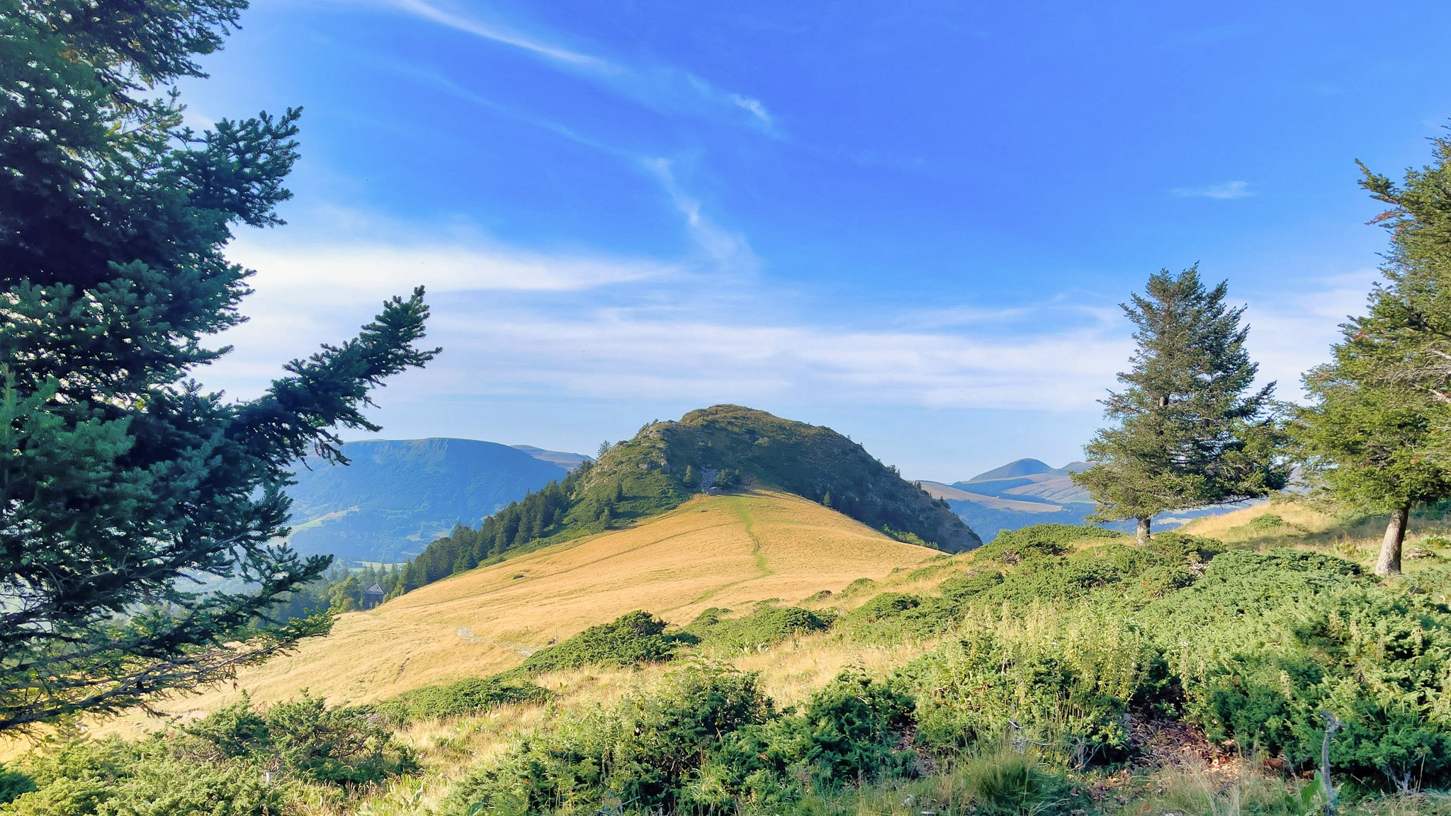 Le Capucin: Symbolic Summit of Mont Dore