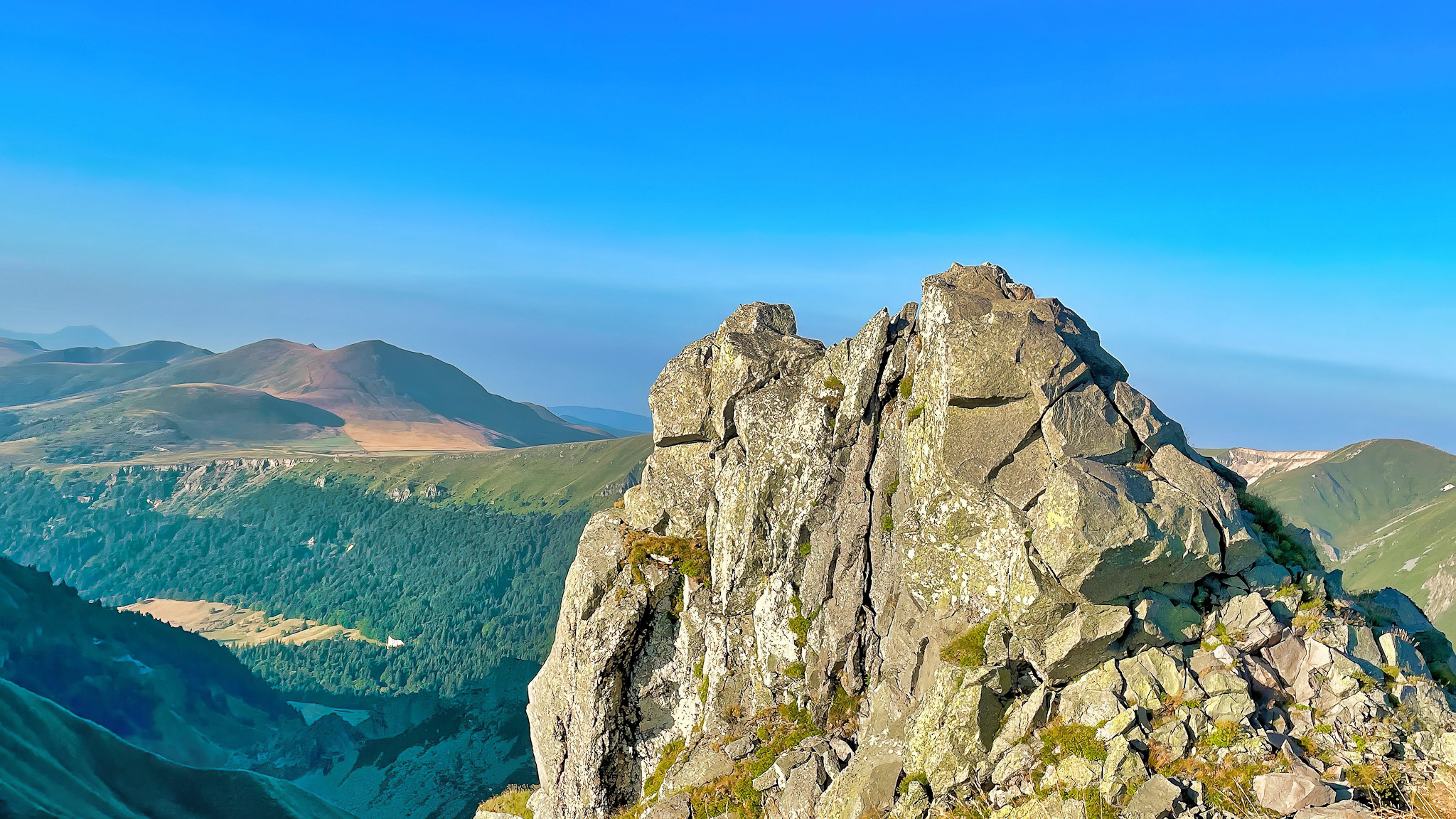 The Square Tower - View of the Monts Dore - Exceptional Panorama