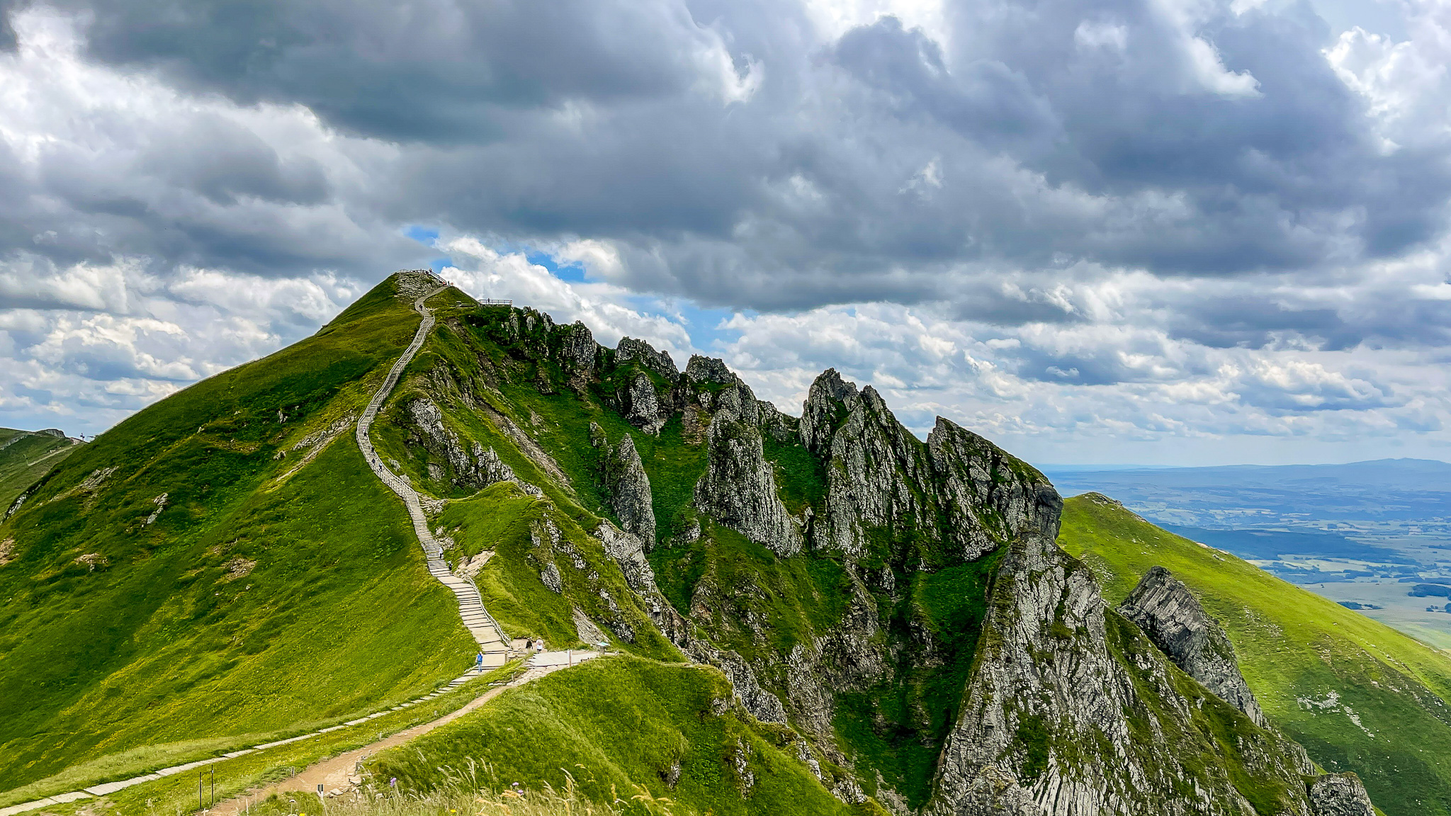 Ridges of Sancy: Puy de Sancy, Culminating Summit of the Massif Central