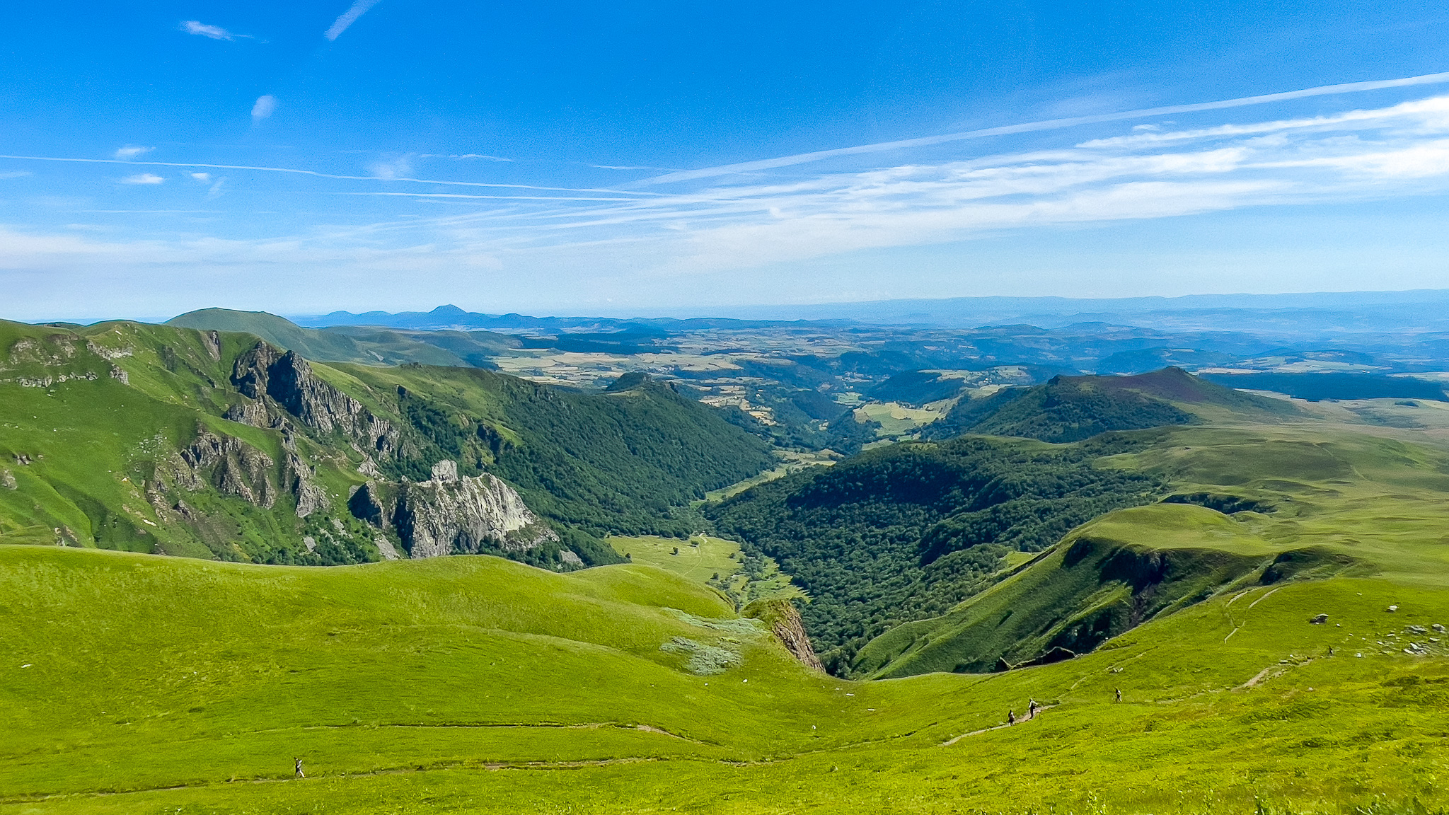 Perdrix Cable Car: Exceptional Panorama of the Chaudefour Valley