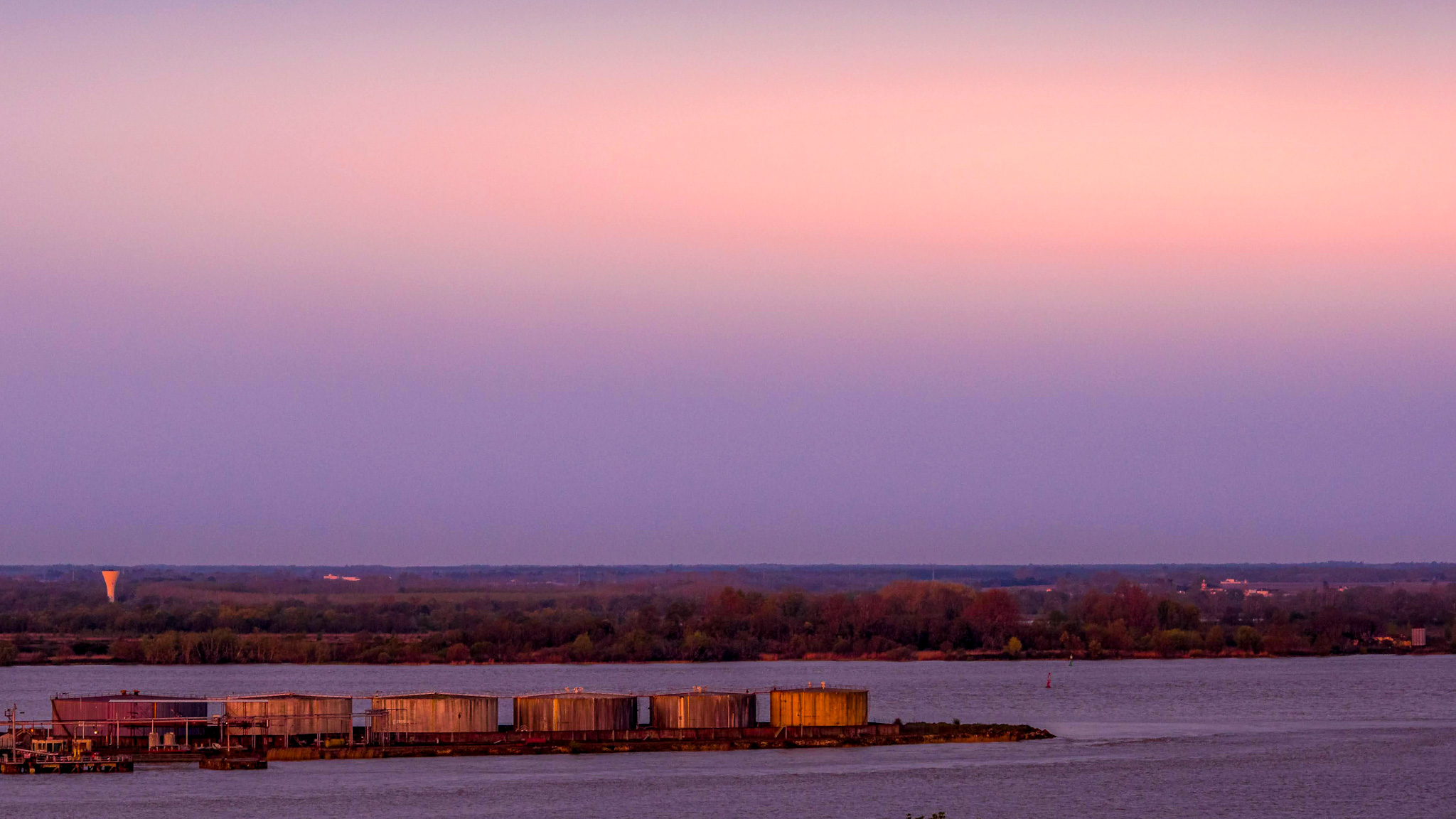 Bec d'Ambès: Where the Dordogne and the Garonne Meet to Form the Gironde