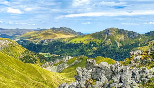 Val de Courre: Charm and Authenticity