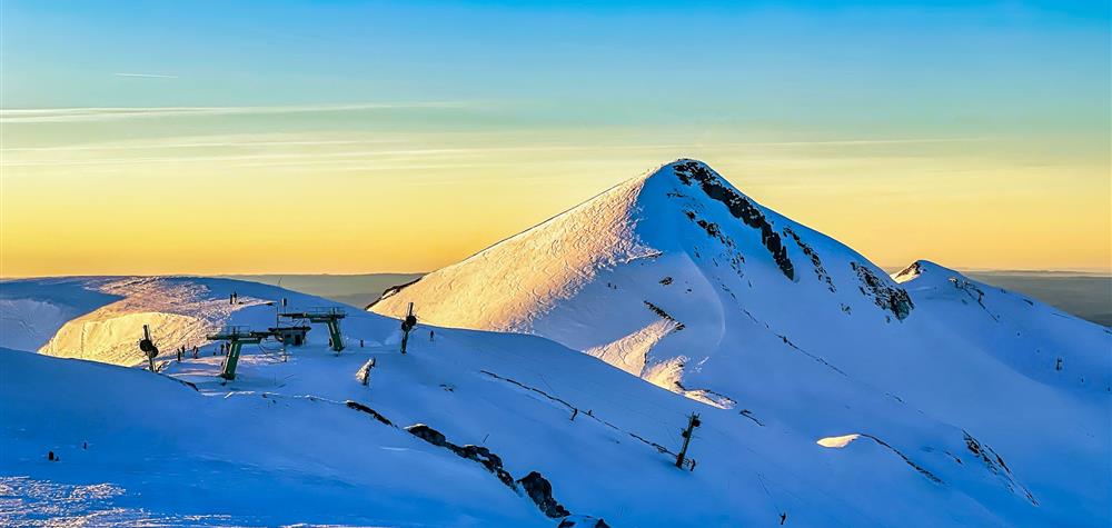 Puy de Sancy Webcam: Discover the Roof of Auvergne Live