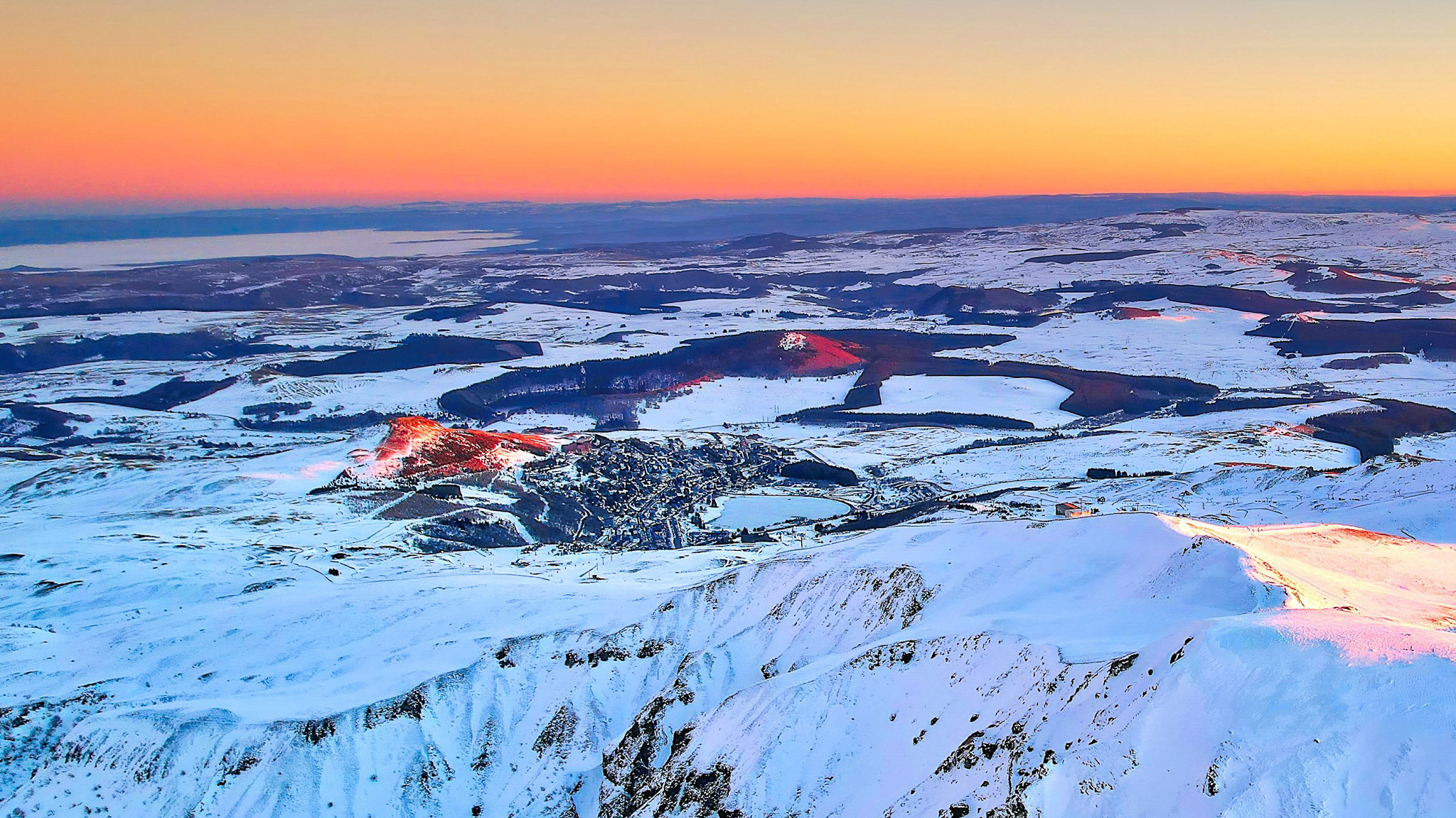 Weekend Getaway to Super Besse in Auvergne: Nature, Sports and Relaxation