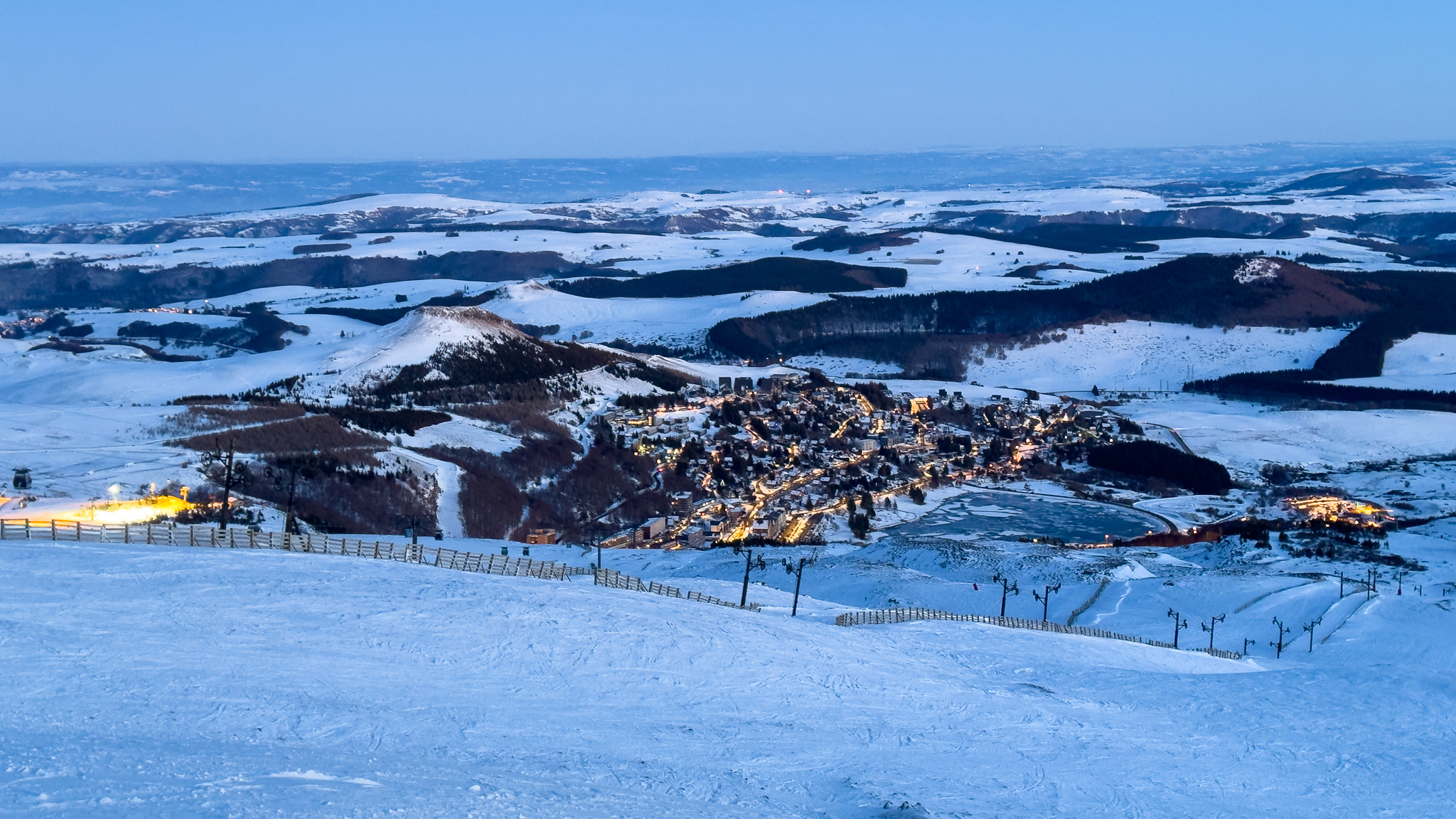 Super Besse at Dusk: Winter Wonderland - Wonderland