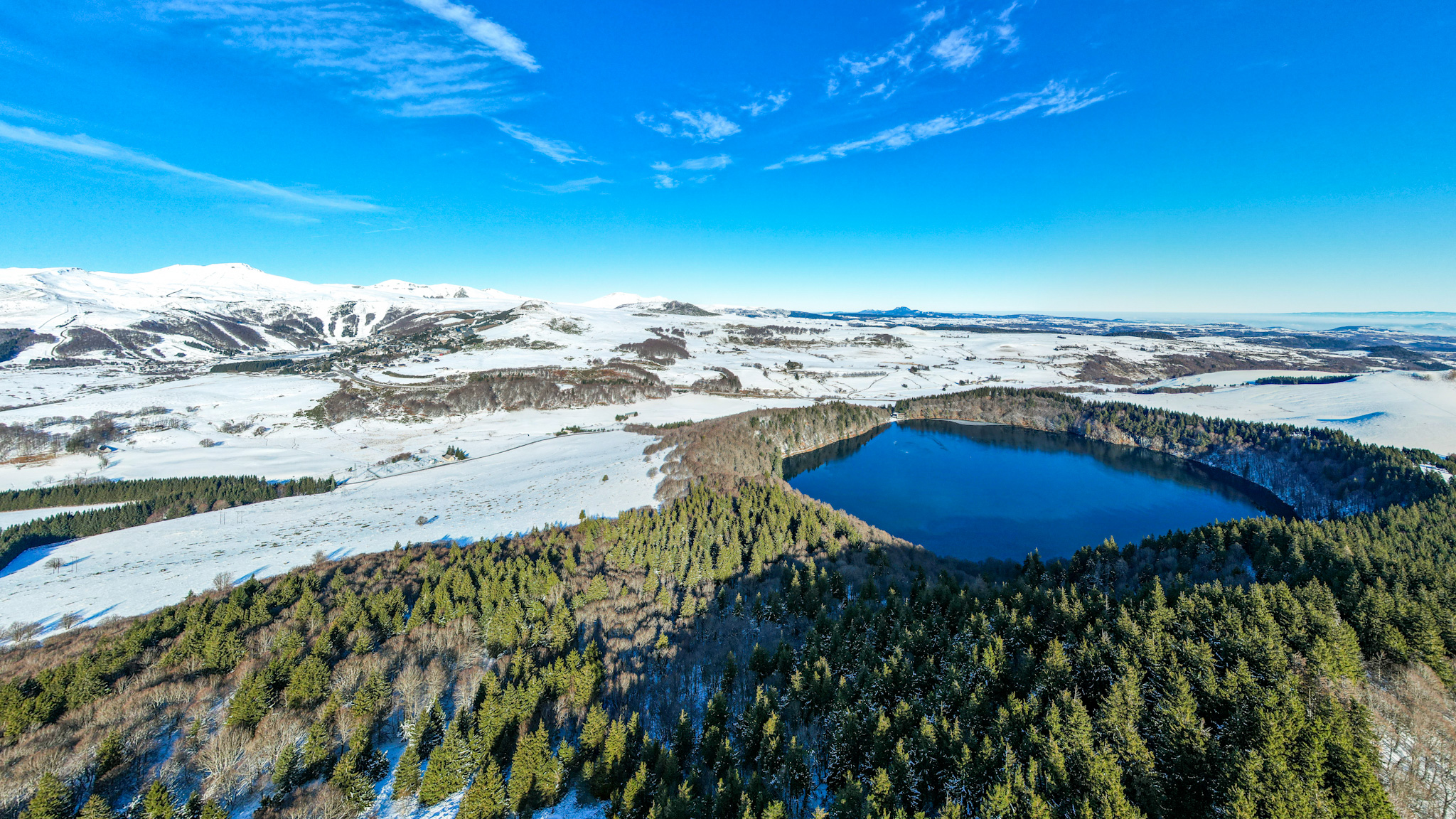 Super Besse: Discovery of Lake Pavin - A Jewel of Auvergne Nature