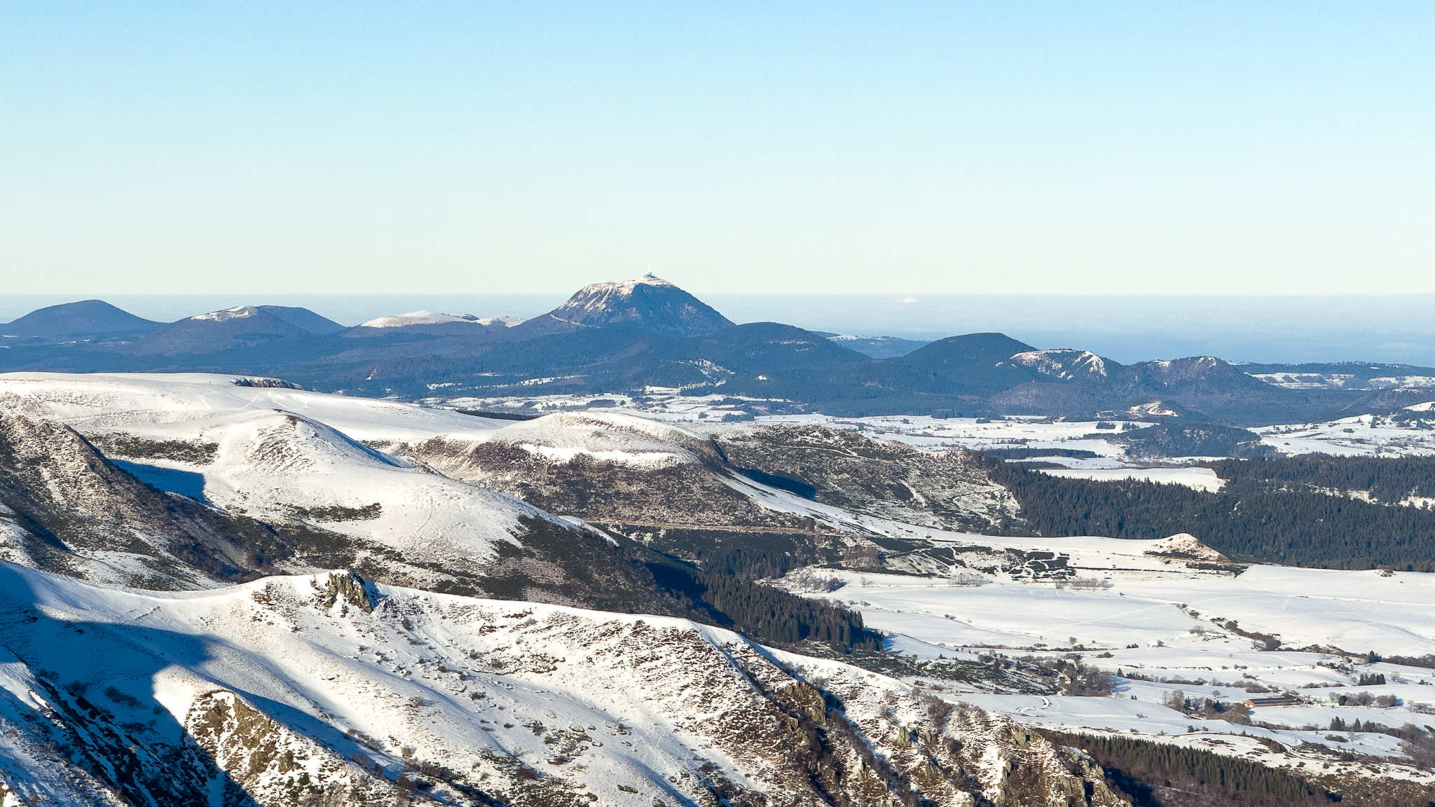 Puy de la Perdrix: Enchanted Winter View of the Puy de Dôme