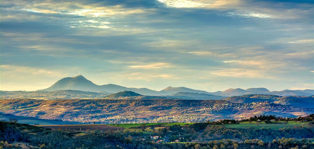 Chaîne des Puys and Plateau des Monts Dôme: A Unique Volcanic Alliance
