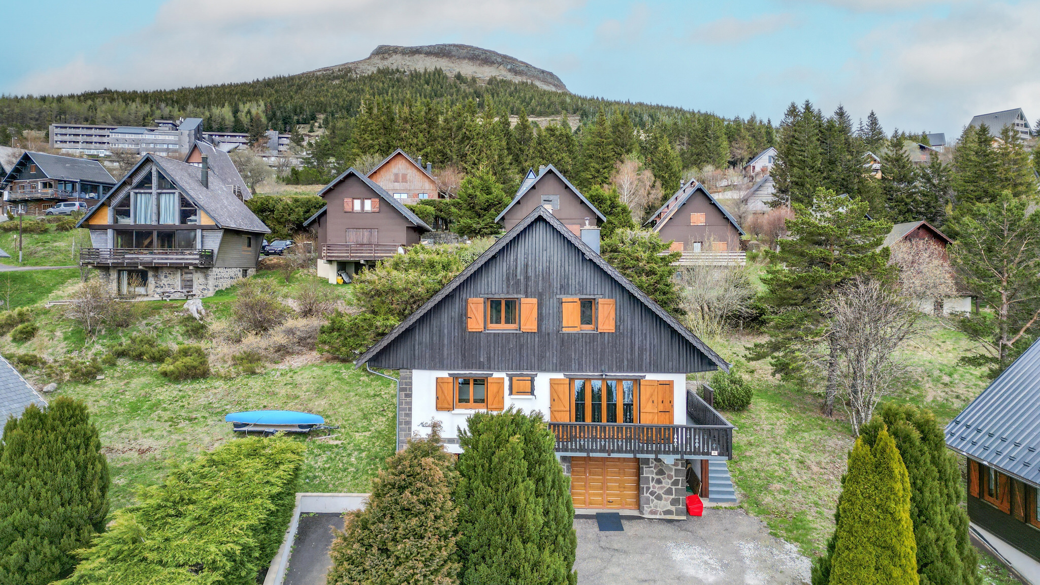 Chalet Ma Cambuse Super Besse - the large garden